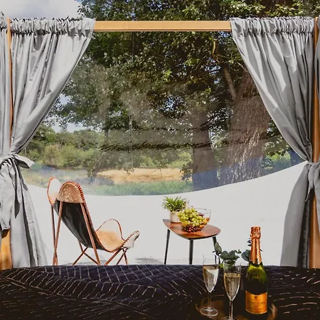 Golden Glamping Nad Narwia * Lubiel Stary